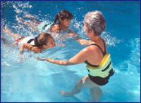 Learn to swim with AquaJogger Jr.